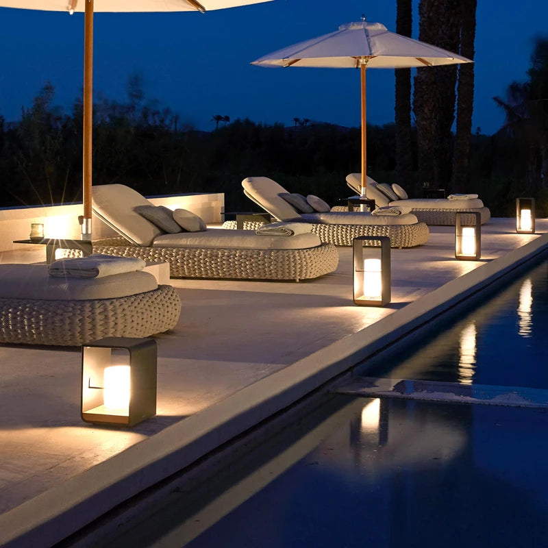 Outdoor LED Lawn Floor Lamp For Garden Courtyard Lighting