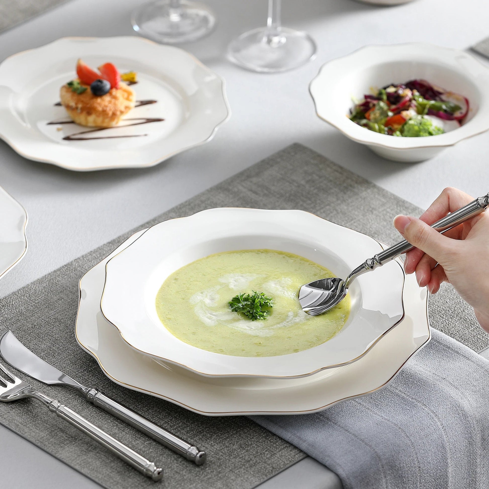 MALACASA 16/32-PIECE Nordic European Golden Rim White Porcelain Tableware Set with Bowl,Dinner&Dessert&Soup Plate Set for 4/8 The Pet & Home Store
